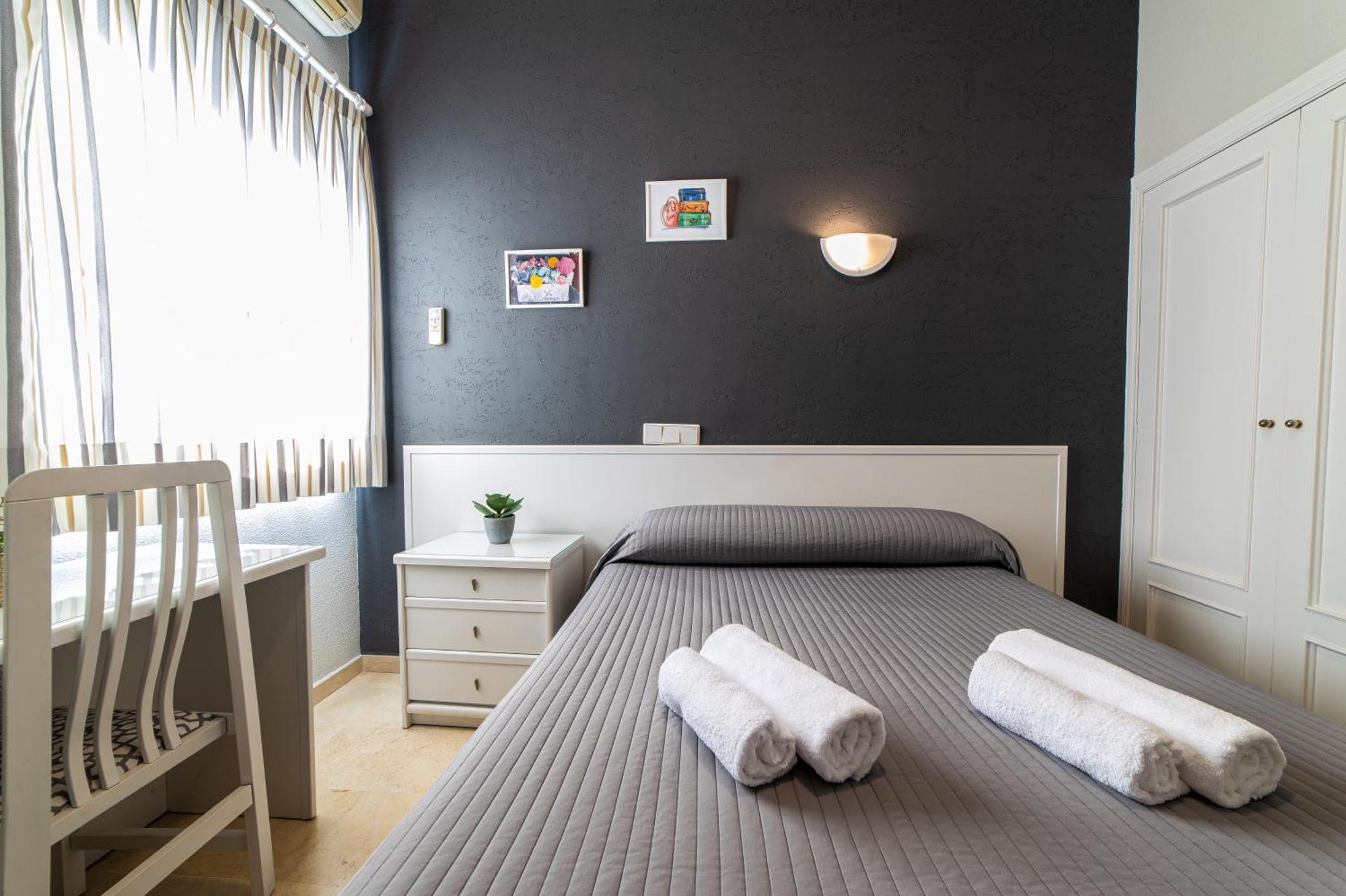 Hostal Ya Aspe Buitenkant foto